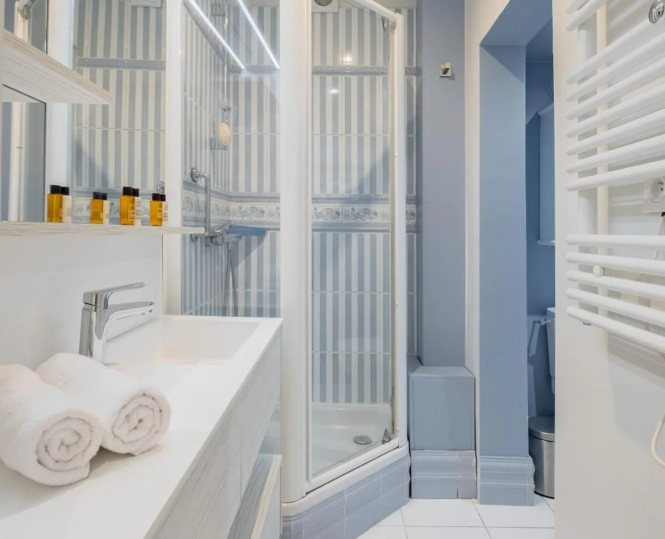 Apartment Veeve - Triumphant Design