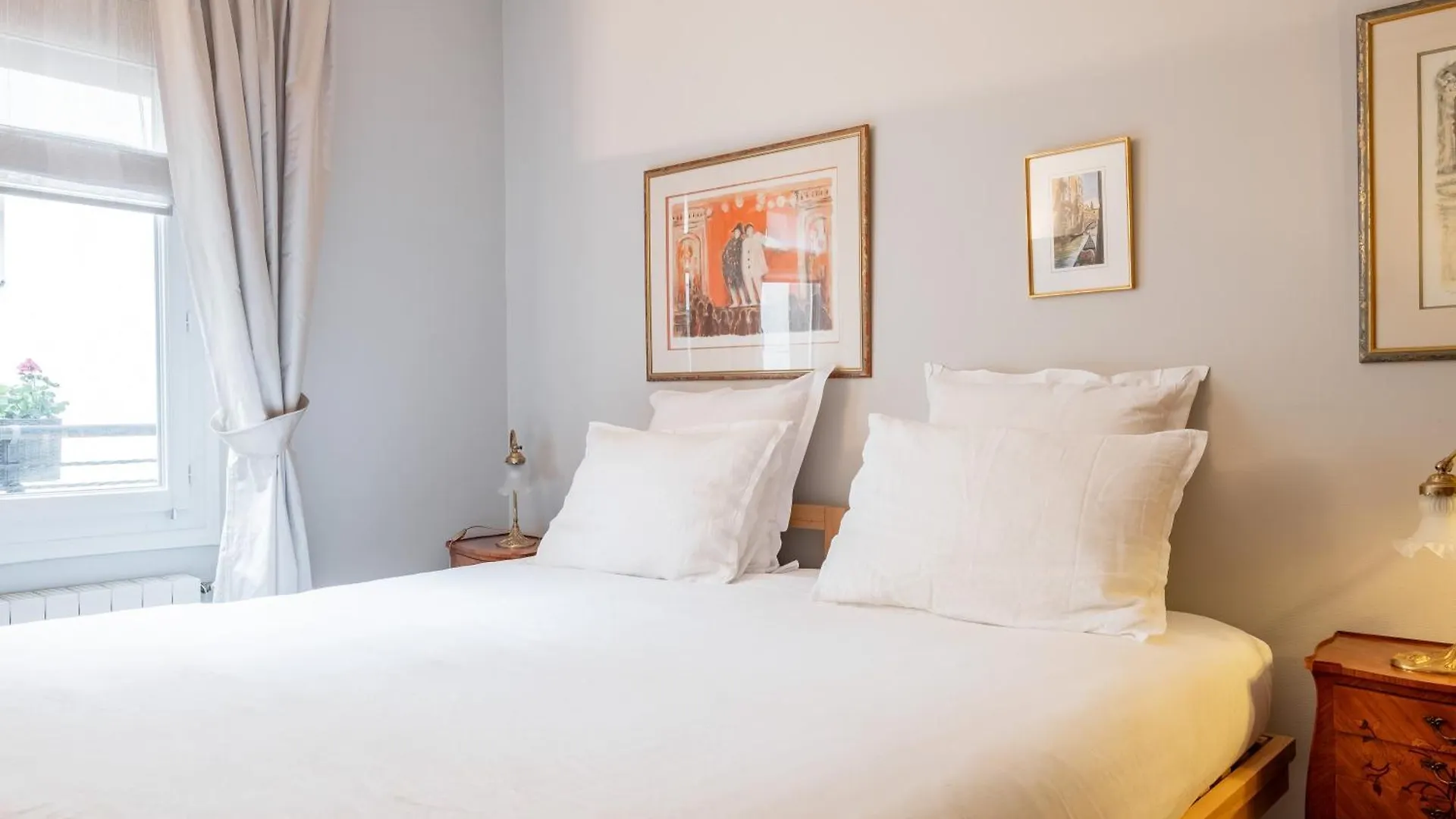 Apartment Veeve - Triumphant Design